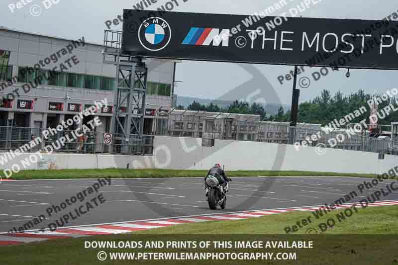 donington no limits trackday;donington park photographs;donington trackday photographs;no limits trackdays;peter wileman photography;trackday digital images;trackday photos